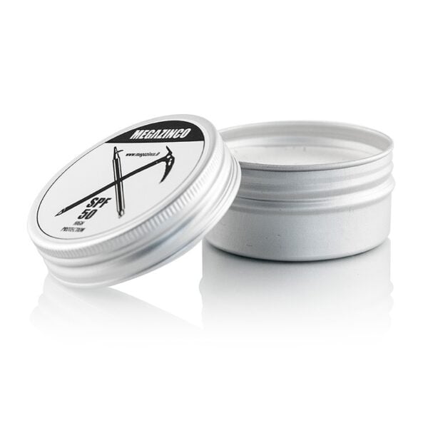 Crema zinco surf Vasetto di vetro con crema di colore bianco per pelle dei surfisti