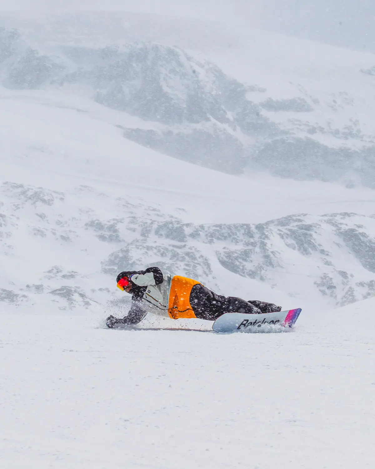 Carving snowboard camp Cervinia